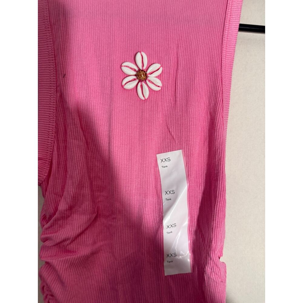 Wild Fable Pink Ribbed Tank Top XXS Floral Seashell Detail Sleeveless Fitted NWT - Picture 2 of 4